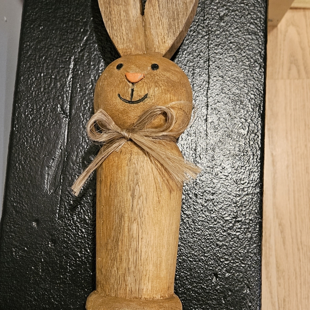WOODEN BUNNY